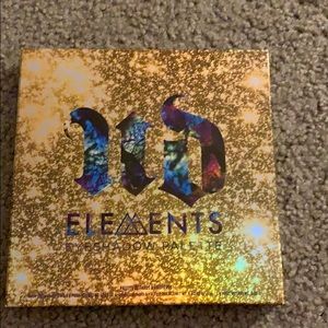 Urban Decay Elements Eye Shadow Palette